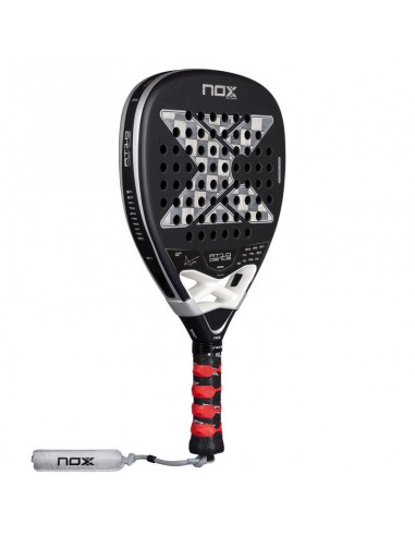 Pala de pádel nox at10 luxury genius attack 18k alum by agustin tapia