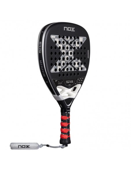 Pala de pádel nox at10 luxury genius attack 18k alum by agustin tapia Pala de pádel nox at10 luxury genius attack 18k alum by agustin tapia