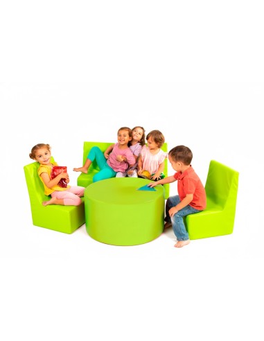 Set de sofá, dos sillones y mesa de cuero sintético
