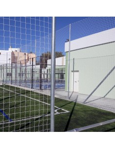 Poste metálico galvanizado 6m para red protección con pletina para atornillar